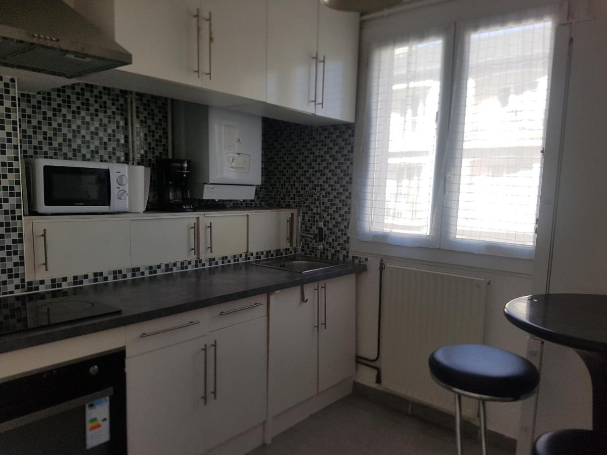 Logement Entier - Appartement T4 Hypercentre Dans Une Rue Calme - Stationnement Gratuit Ταρμπ Εξωτερικό φωτογραφία